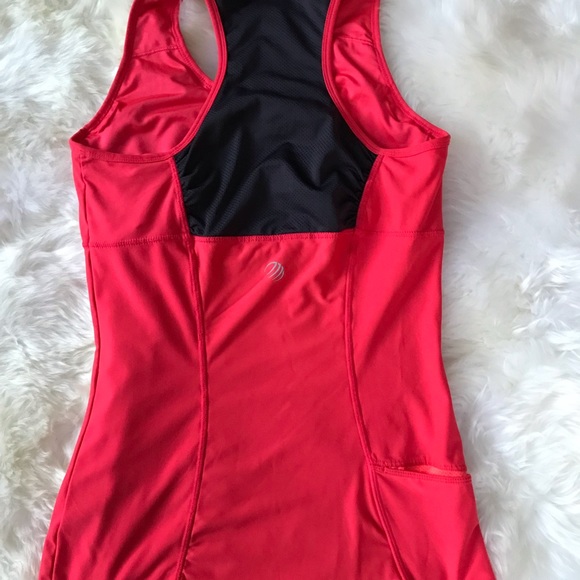 MPG SPORT athletic tank top. - Picture 3 of 6